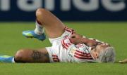 De Arrascaeta corre riesgo de perderse el Mundial por una fractura de clavícula