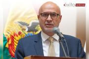 Ministro de la Presidencia afirma que se respondió al pliego de la COB y descarta incremento salarial