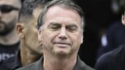 Aprueban reducción de la pena de Bolsonaro