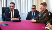 Ministro de Defensa de Bolivia y jefe del Ejército Sur de EEUU reactivan cooperación en defensa y seguridad