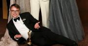 Esto no le hubiese pasado a DiCaprio: desaparece el Oscar del director de Mr. Nobody Against Putin luego de que fuera obligado a facturarlo en el aeropuerto