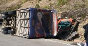 Cuatro fallecidos y varios heridos en dos accidentes de tránsito
