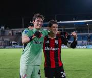 River le ganó sobre la hora a Bragantino y lidera su grupo