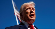 Trump vuelve a rectificar y asegura que revisará el último plan de paz de Irán