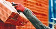 Materiales más caros y poco trabajo: la construcción resiste a media máquina