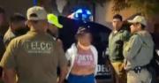 Mujer escondió a niña en baño de un bus para raptarla