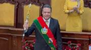 Revilla jura como gobernador de La Paz y promete transformar un departamento “golpeado y colapsado”