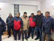 Transporte levanta el bloqueo en la vía a los Yungas, tras ingreso de combustible y maquinaria