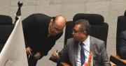 Ministro de Gobierno responde 15 preguntas ante el Legislativo por el caso maletas y apunta a la Aduana