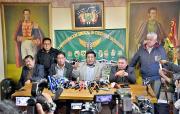 PARO DE LA COB, SIN FUERZA; CHOFERES ACTIVAN BLOQUEOS