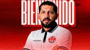 Walter Flores asume como DT de U de Vinto