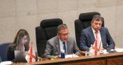 Ministro de Gobierno evade la censura por el caso maletas en la sesión de interpelación en la Asamblea Legislativa