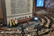 Asamblea no censura al ministro de Gobierno por el caso “maletas”