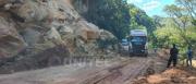Tras derrumbes, ABC anuncia rehabilitación del tránsito en la carretera antigua Santa Cruz – Cochabamba