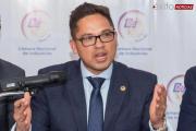 Industriales piden cumbre nacional y advierten que otro incremento salarial agravará la crisis