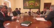 Velasco estrena su gabinete en sesión en vivo y apunta a reducir el gasto público