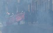 Contingente policial interviene el Ministerio de Trabajo y desaloja a dirigentes de la COB