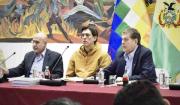 “Les tengo que pedir disculpas por la barbaridad que ha pasado con la gasolina”, dice Blanco a choferes