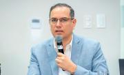 Gobierno instruye investigación por la “salida irregular” del país del expresidente del YPFB