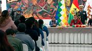 Rodrigo Paz dialoga con gremiales minoristas de El Alto sobre demandas del sector