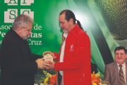Fuad Landívar fue distinguido como fotoperiodista destacado