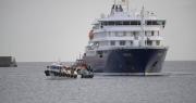 Más de 90 personas habrán sido evacuadas del crucero afectado por el hantavirus