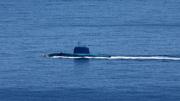 Irán mantiene submarinos ligeros en alerta en Ormuz