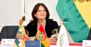 Maestros exigen destitución de la Ministra de Educación y denuncian imposición de proyecto sin consenso