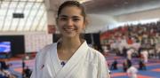 Briza Sandoval financiará su viaje al Panamericano de Karate con la venta de galletas
