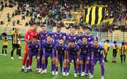 Insólito: Un jugador de Real Potosí siguió jugando tres minutos después de ver la segunda amonestación