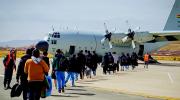 Bloqueos: gobierno evacúa a 143 peruanos en vuelo desde Oruro a Juliaca