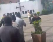 Empujones, insultos y golpes marcan enfrentamiento entre Evo Pueblo y unionistas en Santa Cruz