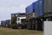 Bloqueos golpean a la economía: industriales reportan pérdidas de hasta $us 60 millones por día