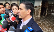 Abastecimiento: Para el ministro Justiniano no se trata de puentes aéreos, sino de transitabilidad