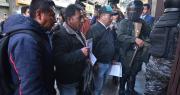 “Pedimos incremento salarial del 30%”: Un grupo de maestros rurales ingresó al Ministerio de Trabajo a presentar su pliego
