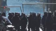Violentos choques entre policías y mineros en el centro de La Paz causan heridos y detenidos