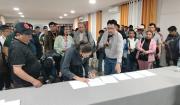 Gobierno y maestros rurales firman acuerdo y suspenden medidas de presión y movilizaciones