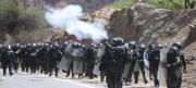 Violenta, tensa jornada de sábado en El Alto y Huajchilla en La Paz, policías y manifestantes intercambian gases y dinamitas