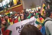 Autoconvocados marchan por el centro de La Paz en contra de los bloqueos