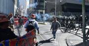 Movilizados acorralan a La Paz en una jornada violenta que dejó heridos; organismos se unen para concretar un diálogo