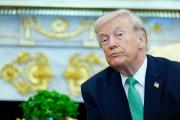 Trump pospone brevemente ataque a Irán por negociaciones