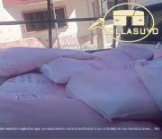 Incautaron más de medio centenar de bolsas de anfo