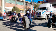 Policía Boliviana activa corredor humanitario en puntos de bloqueo