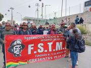Mineros asalariados denuncian persecución sindical y se declaran en emergencia nacional