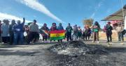 Bloqueos en Huayllani persisten y cortan el paso en la ruta nueva entre Cochabamba y Santa Cruz