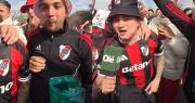 Video: hinchas de River aparecen con bolsas de coca en la previa a la final del fútbol argentino