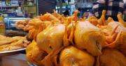 Escasez de pollo se agudiza en La Paz y Cochabamba, mientras que en Santa Cruz baja el precio por la sobreoferta