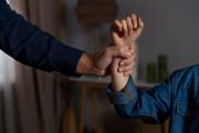 La internan en Terapia Intensiva por posible violencia familiar