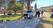 Intentó proteger a su hija y fue apuñalada por su pareja; el sujeto huyó y es buscado por la Policía