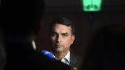 Encuesta: la caída de Flavio Bolsonaro sacude a la derecha y fortalece a Lula en Brasil